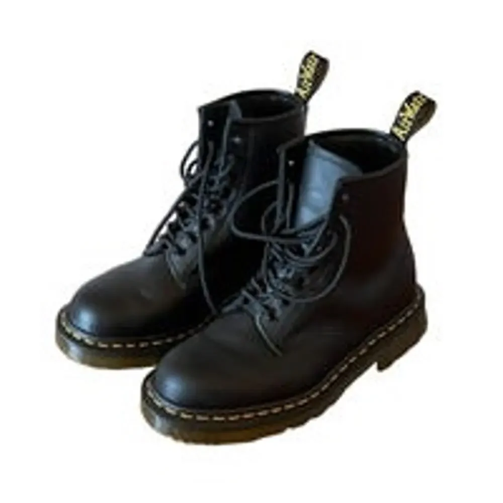 Dr Martens Modern Classics Lace Up Smooth 1460 Boots Size 6